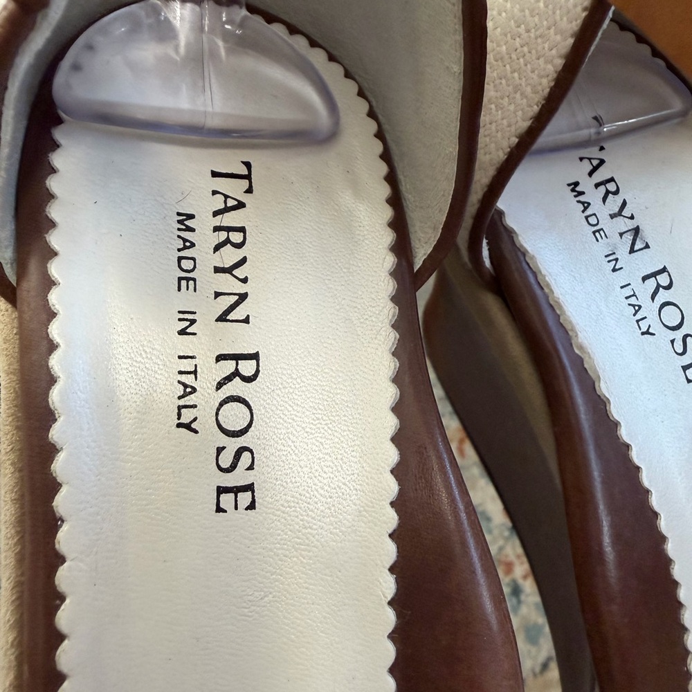 Taryn Rose Tan Leather/Cream Textured Fabric Wedge Sandals 8.5 Made in Italy - Picture 8 of 10